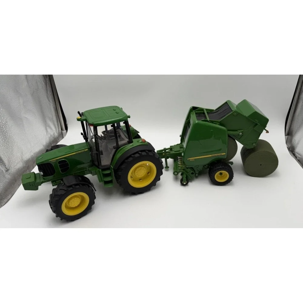 John Deere 7330 Tractor And Baler 854 And 2 Bales Of Hay Britains